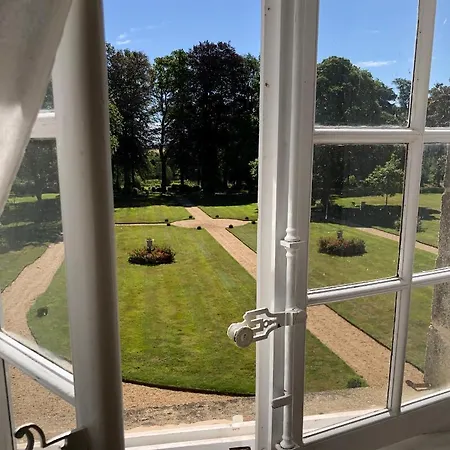 Bed and breakfast Chateau De Cadouzan Saint-Dolay