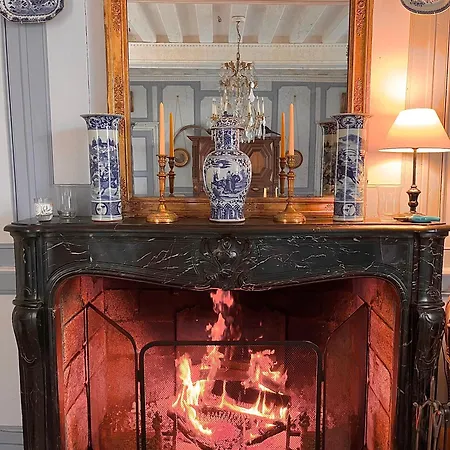 Bed and breakfast Chateau De Cadouzan